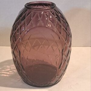 Vintage Amethyst Purple Quilted Optic Bookend Vase.